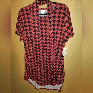 NWT Lularoe Mitzi top, short sleeve